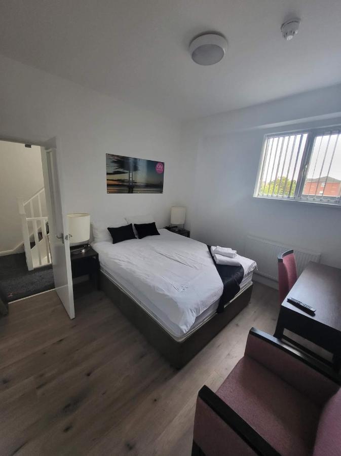 City Apartments Charles Street キングストン・アポン・ハル エクステリア 写真